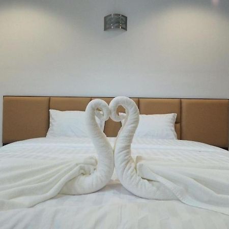 The Phant Hotel Surin Exterior photo