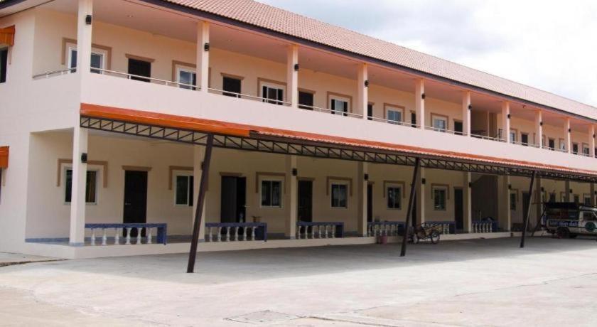 The Phant Hotel Surin Exterior photo